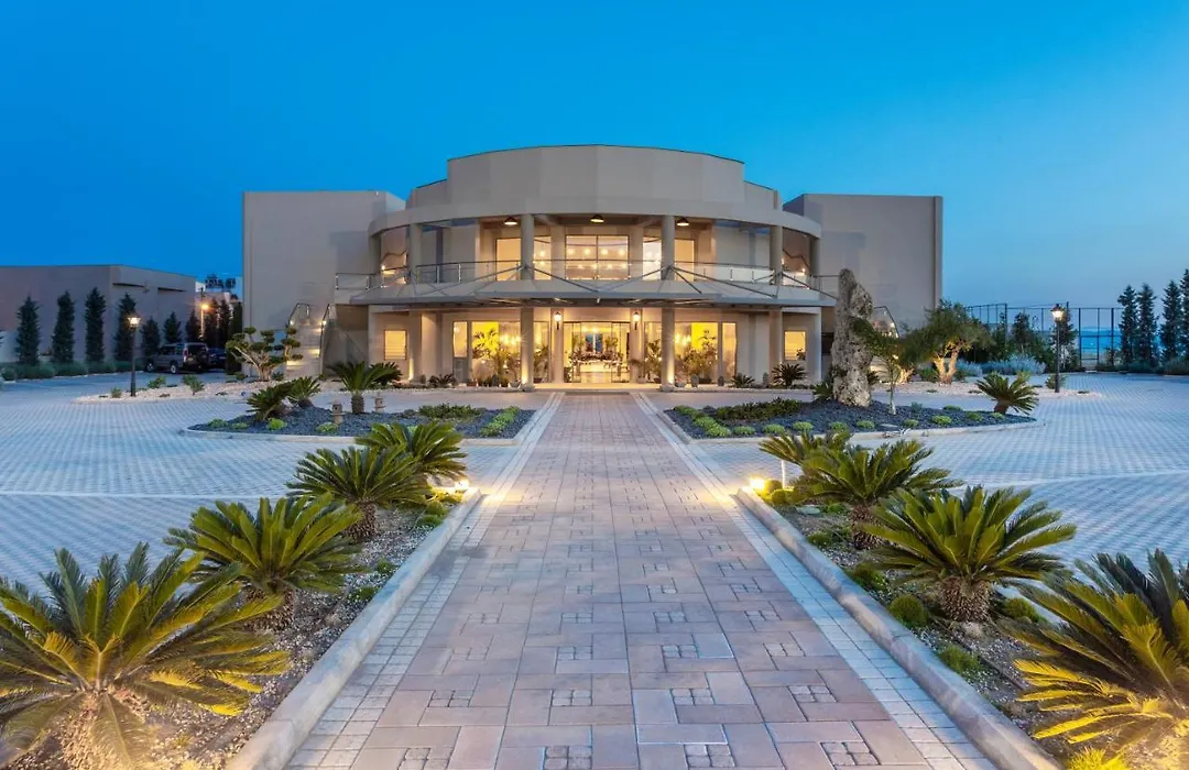 Elysian Luxury Hotel And Spa-1